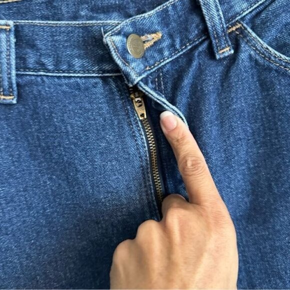 Wrangler vintage 90s style medium wash mom jean with front pocket logo size 26 - Picture 7 of 8